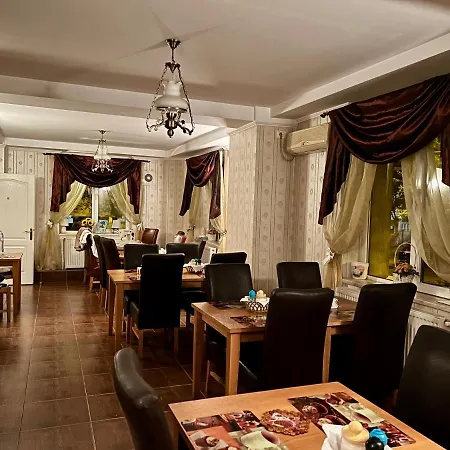 Guest house Edel 3*