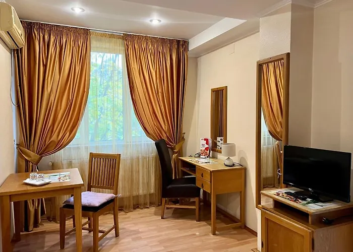 ゲストハウス Edel コンスタンツァ